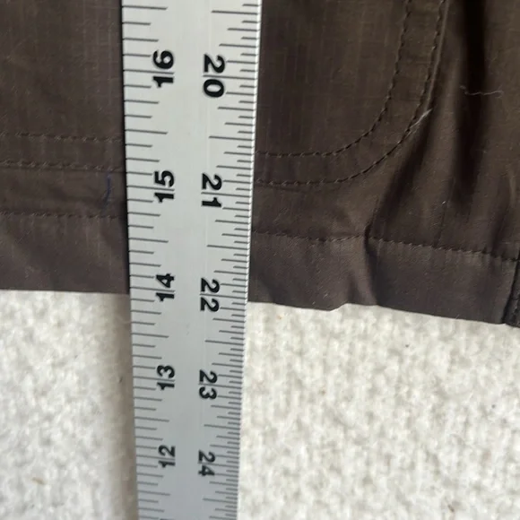 J. Crew Short Barn Jacket in English ripstop cotton Womens Medium Moss Brown - Picture 6 of 10